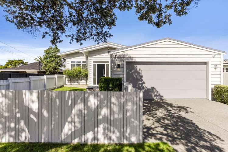 16 Garland Road Greenlane_9