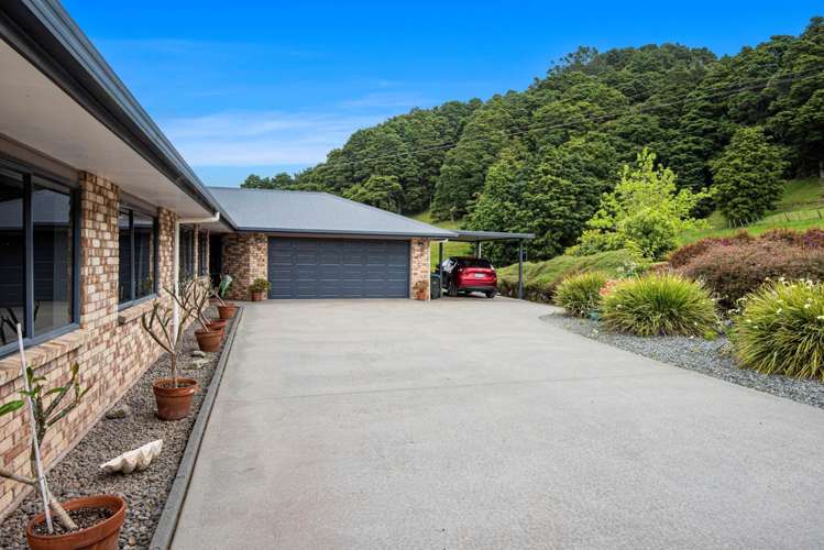 21 Going Road Matarau_21