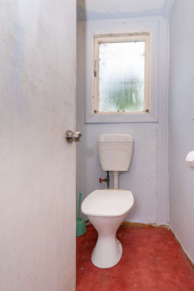 4 Harbour Terrace Careys Bay_16