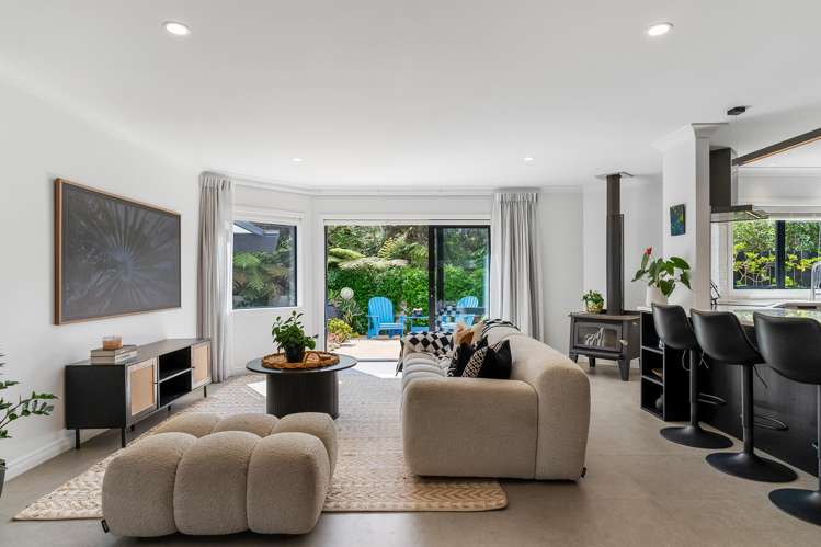 3 Traffic Road Greenhithe_11