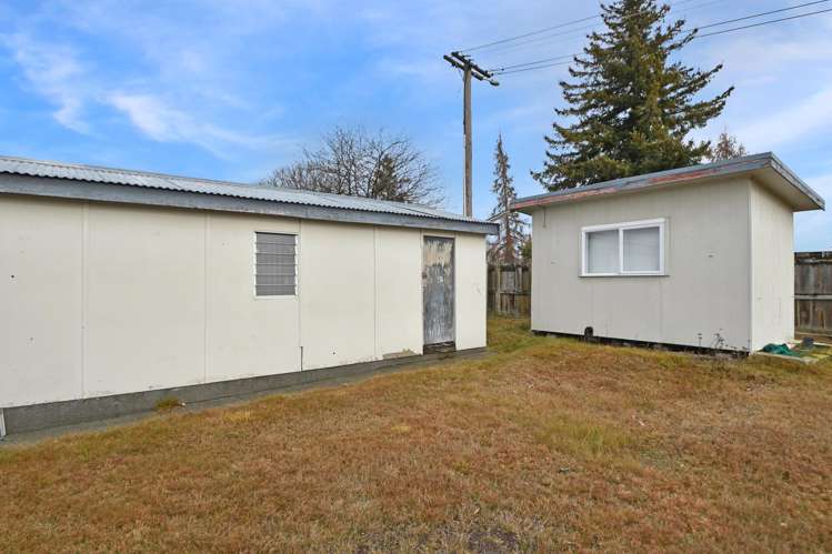 16 Maryburn Road Twizel_12