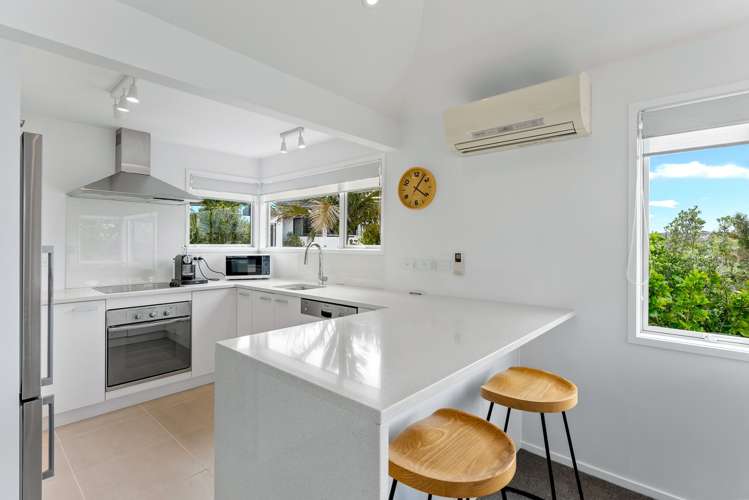 1/14 Bournemouth Terrace Murrays Bay_8