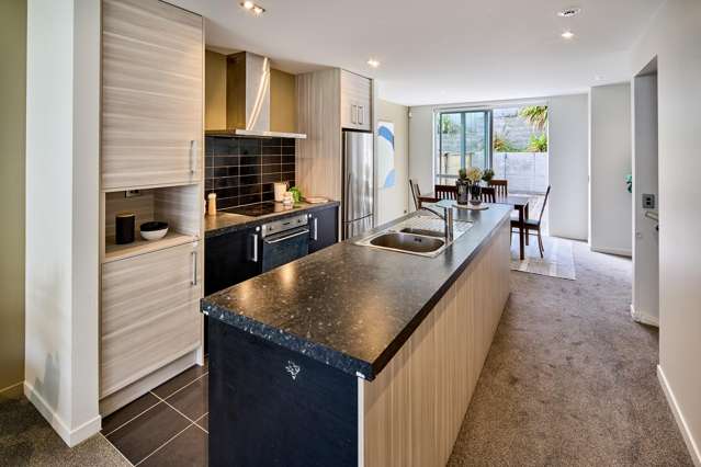 18/26 Wright Street Mount Cook_4