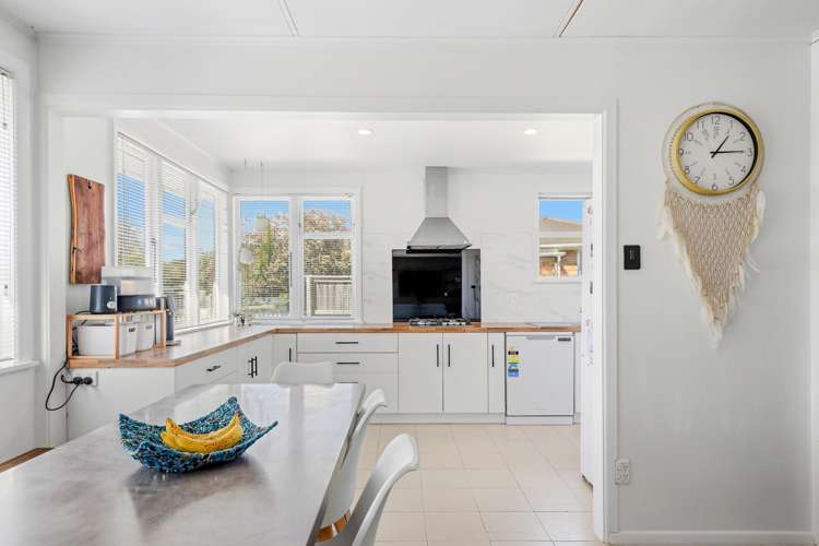 26A Pandora Avenue Sunnybrook_2