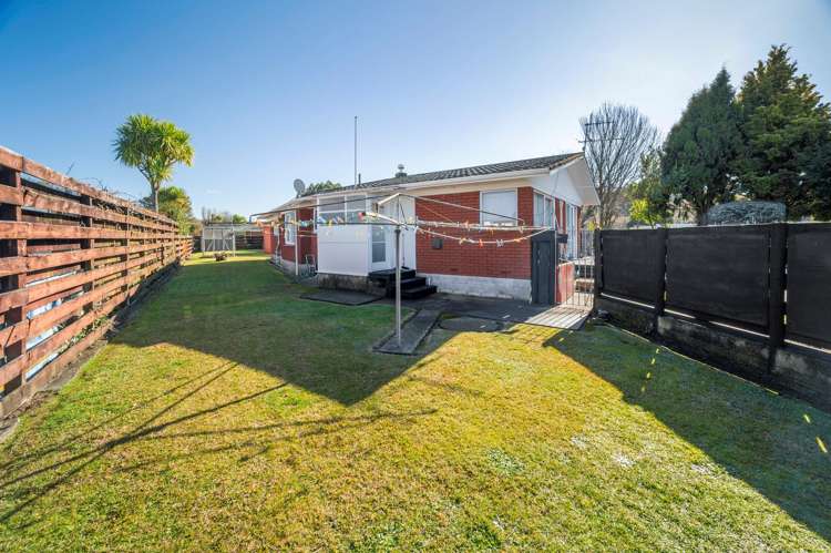 8 Kamahi Place Pukehangi_12