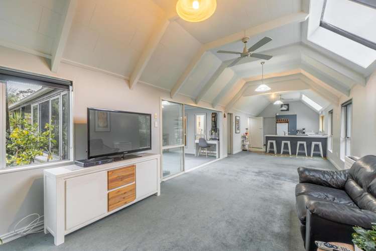 83 Marama Avenue North_5