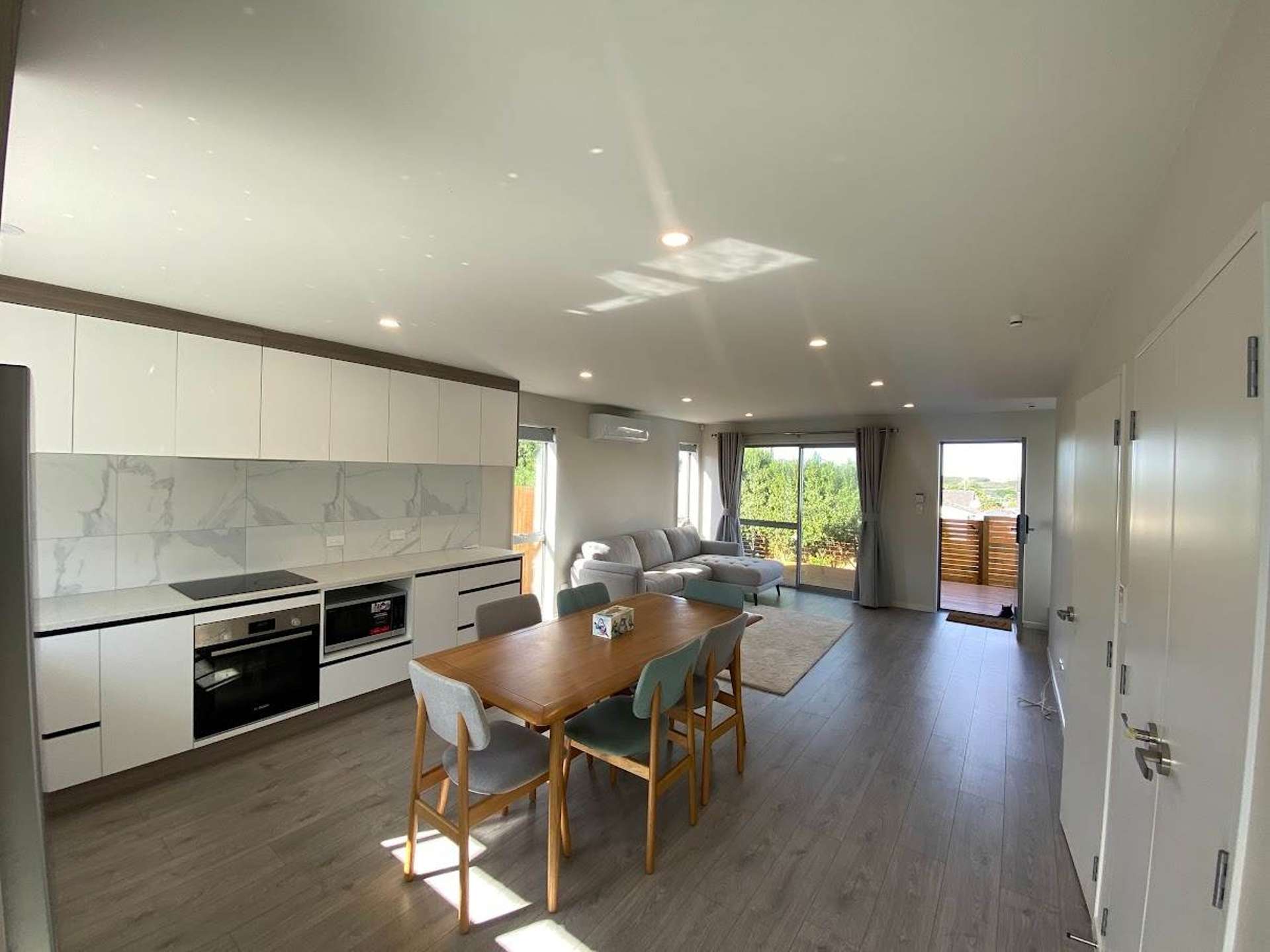 1/29 Commissariat Road Mt Wellington_0