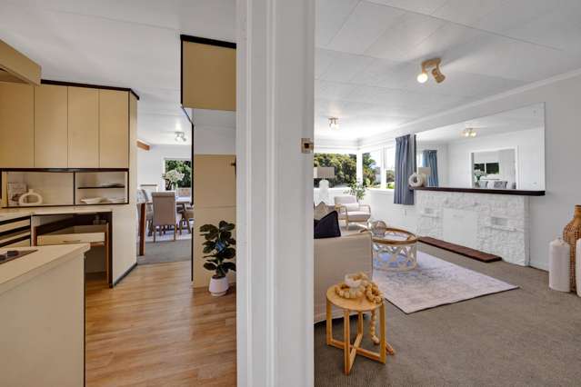 37 Awanui Street Merrilands_1