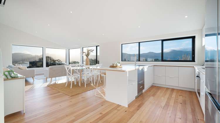 1 Euan Sarginson Place Diamond Harbour_6