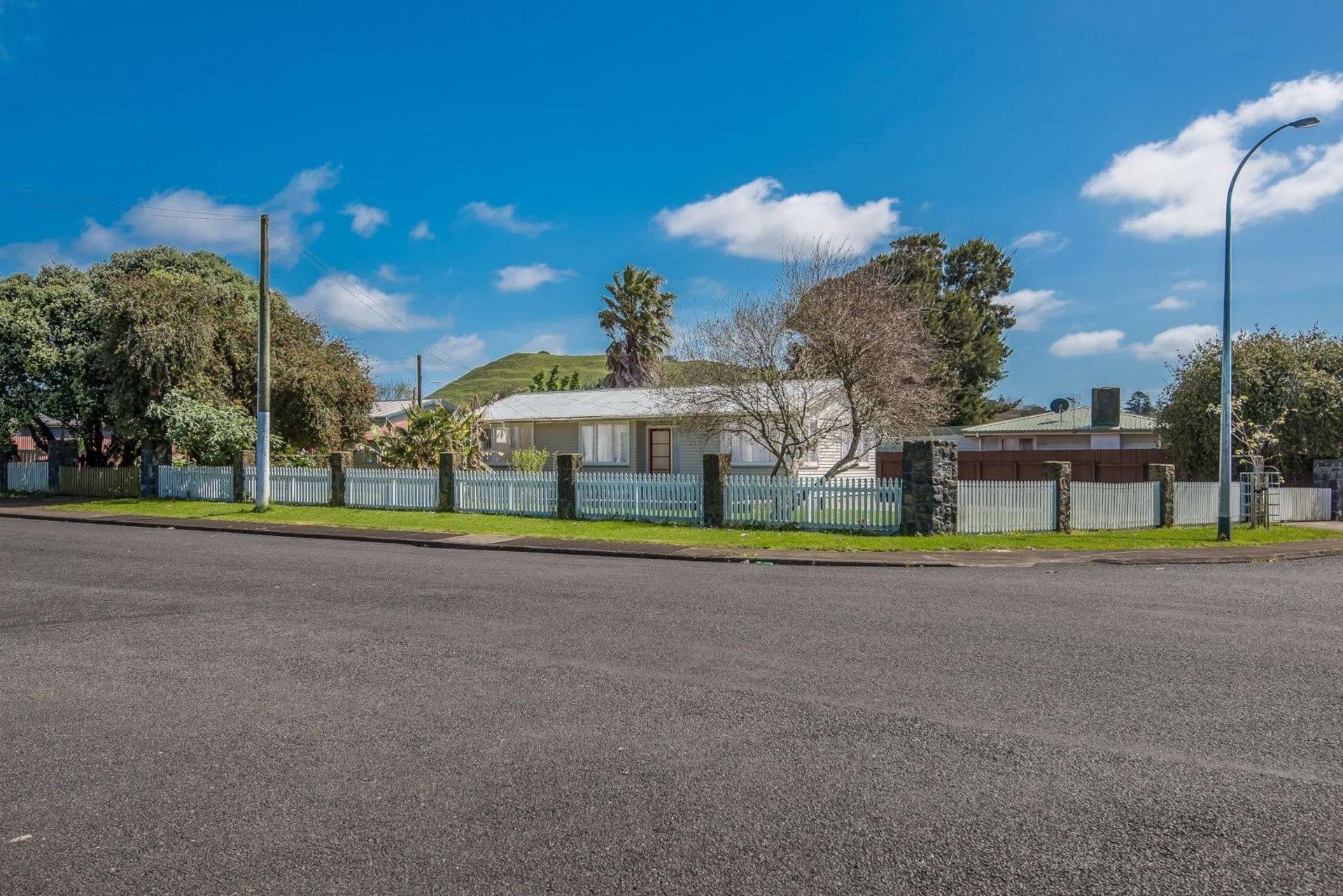 9 Tarata Crescent Mangere Bridge_0