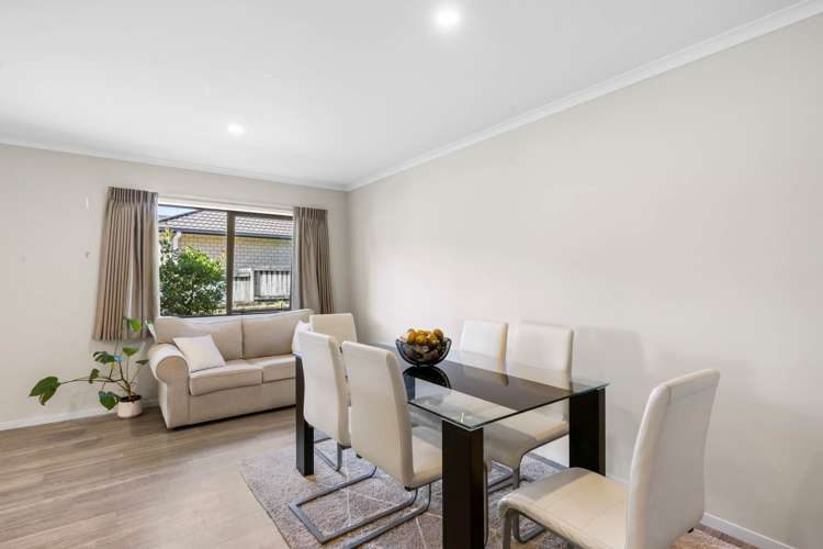 73 Bathurst Crescent Pyes Pa_15