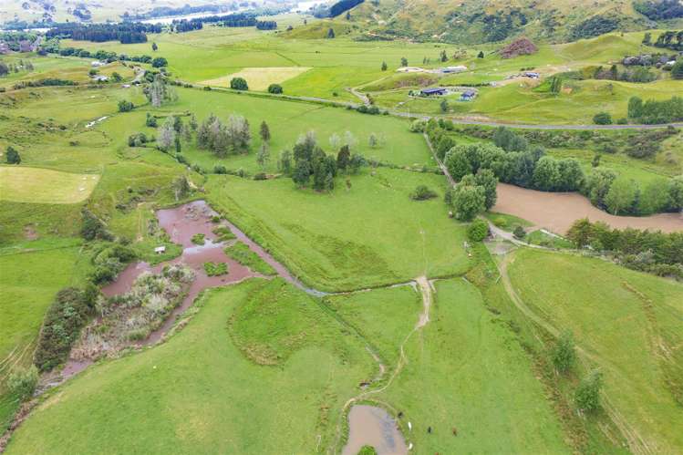 200 Highway 22 Pukekawa_11