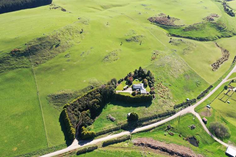 19 Frazer Road Gore Surrounds_20