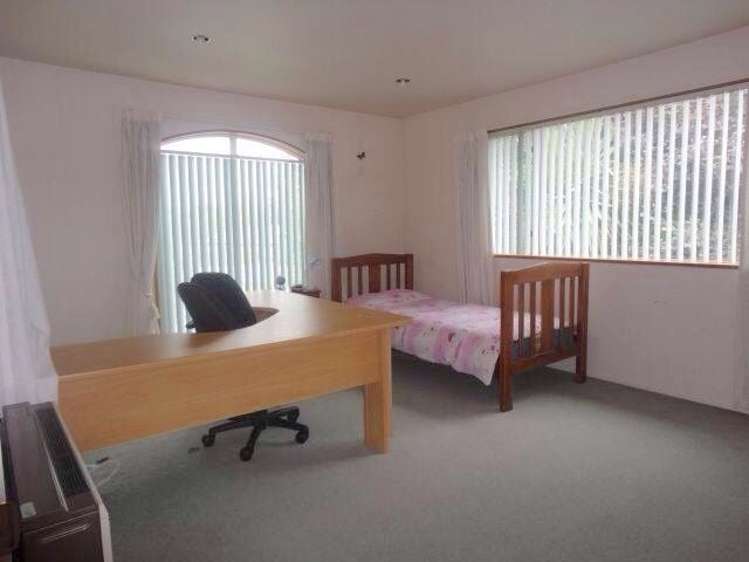 94 Memorial Avenue Ilam_9