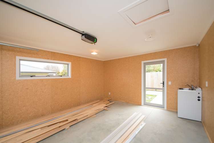 28 Wescombe Grove Feilding_15