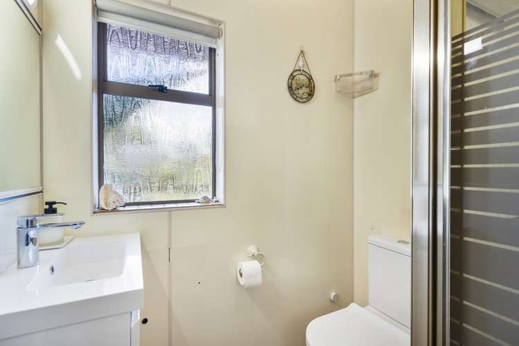 36 Estuary Road Manurewa_11