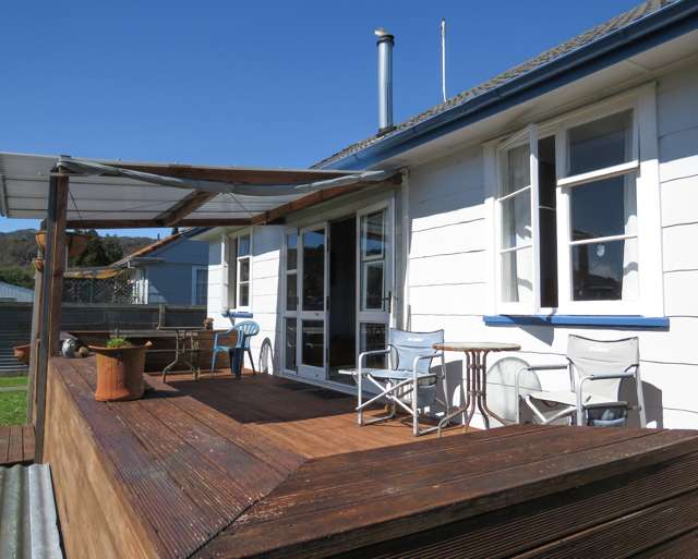 10 Conlon Street Reefton_3