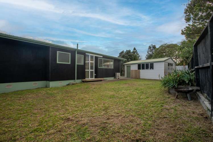 38 Freyberg Crescent Waikanae Beach_4