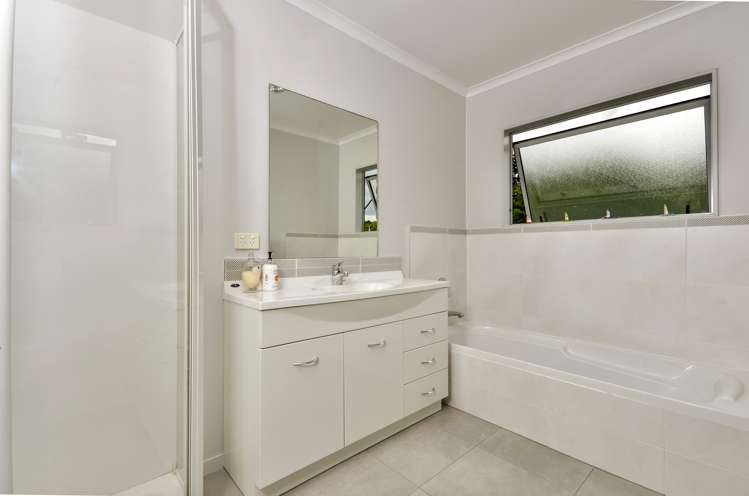 958 Kahikatea Flat Road Waitoki_19