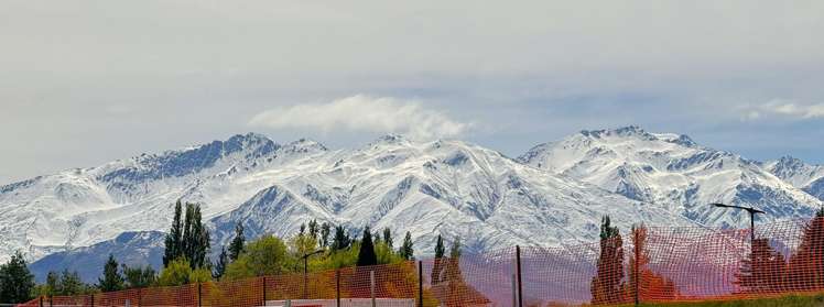 4 Mason Street,  Pembroke Terraces Wanaka_2