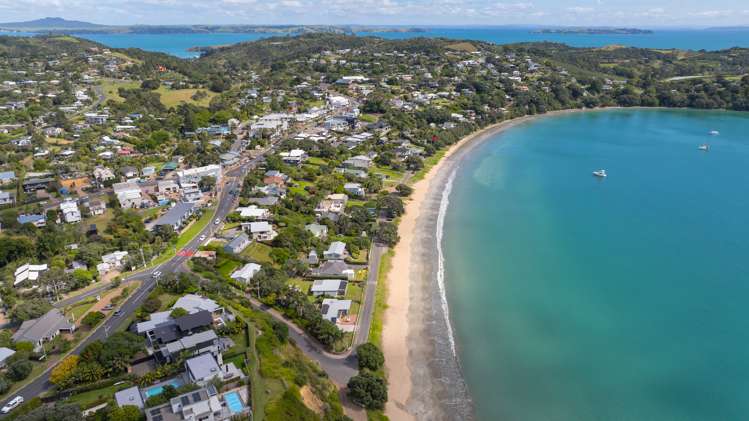 7/118 Ocean View Road Oneroa_27