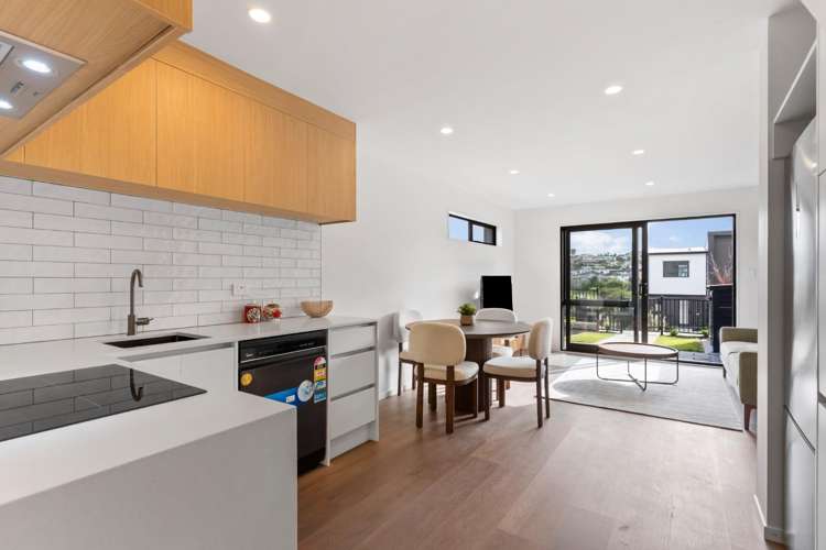 8/4 Limestone Drive 1626_3