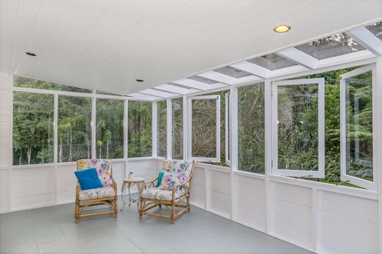 18 Hobbs Road Matakatia_6