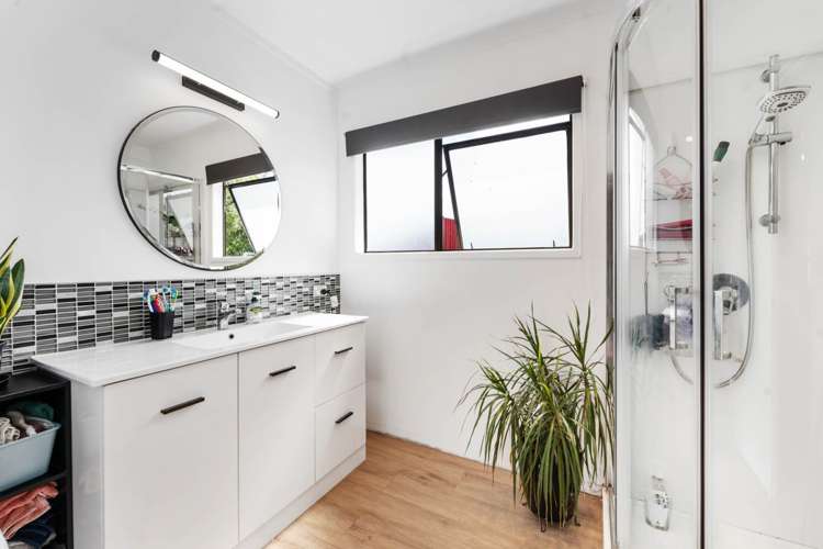 43 Hillcrest Road Hatfields Beach_11