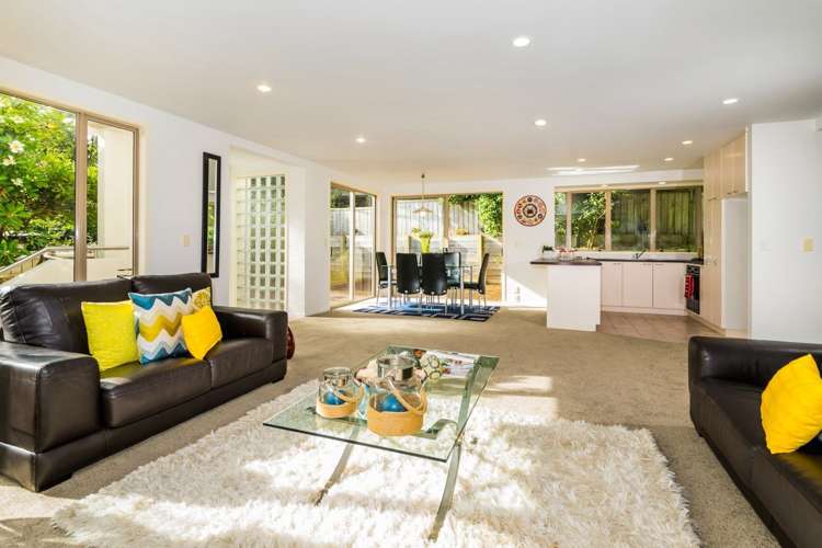 2/284 Glenfield Road Glenfield_8