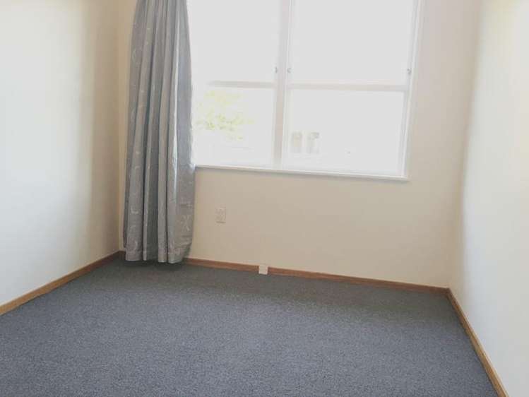 14 Gardner Avenue New Lynn_6