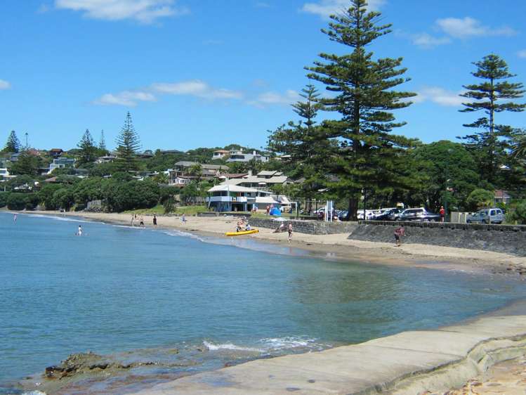 1/4 Elizabeth Place Mairangi Bay_33