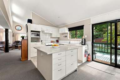 111 Te Henga Road_4