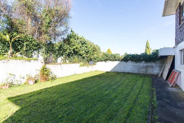 1/20 Coburg Street Henderson_8