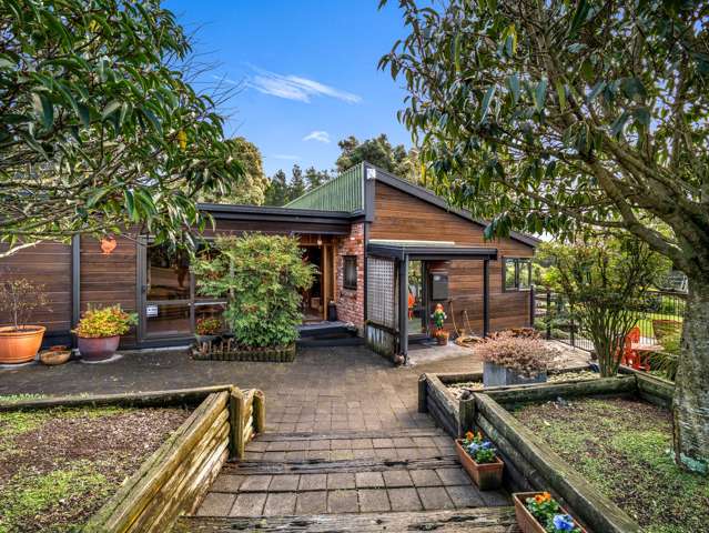 Poraiti Lifestyle with Poolside Appeal