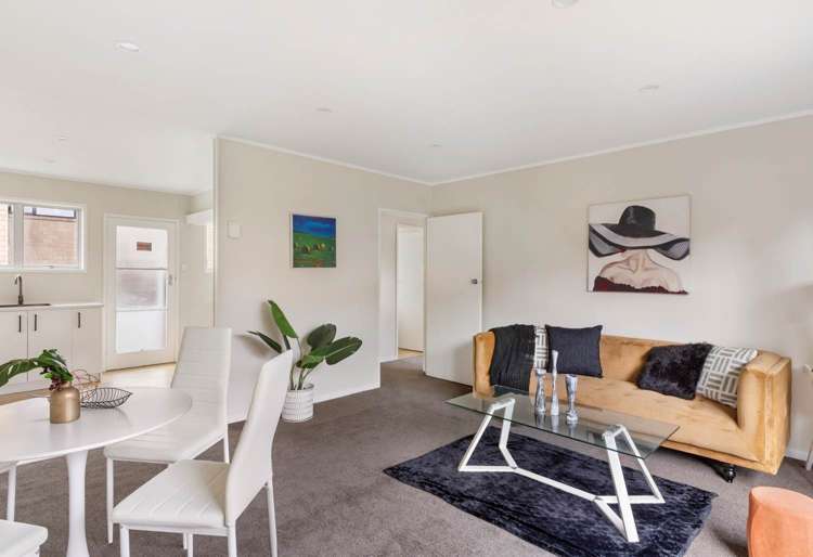 3/94 Beaumonts Way Manurewa_5