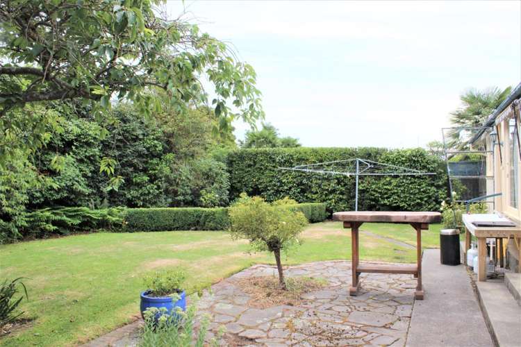 22 Newbridge Place 1464_13