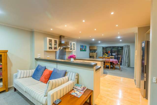 5/8 Wellington Road Paekakariki_4