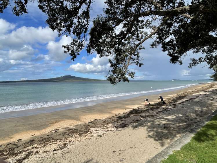 2/32 Old Lake Road Narrow Neck_21