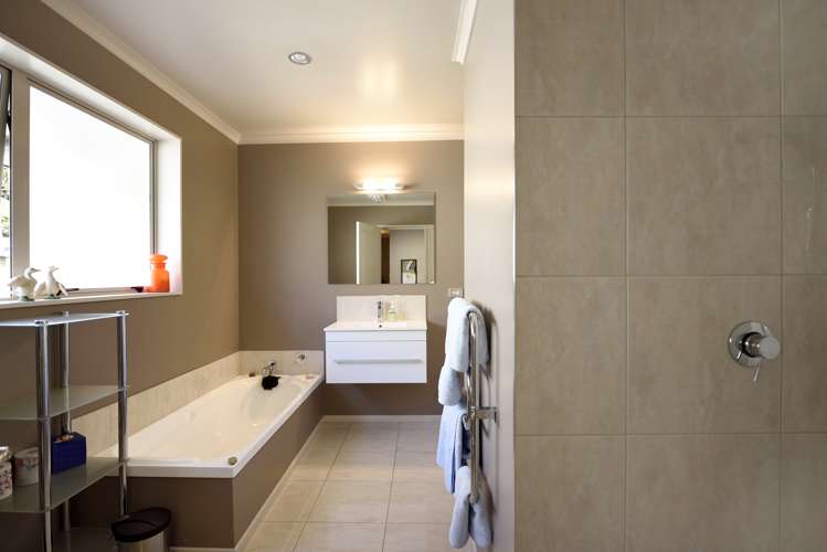 6 Berkshire Place Stoke_15