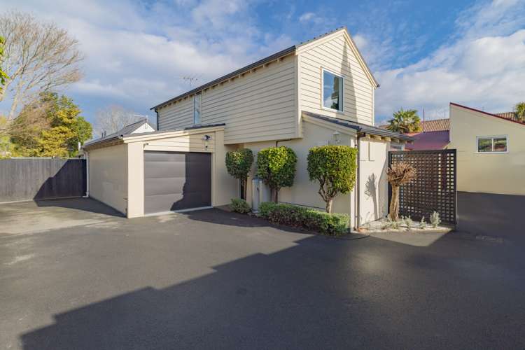 11B Leinster Road Merivale_0