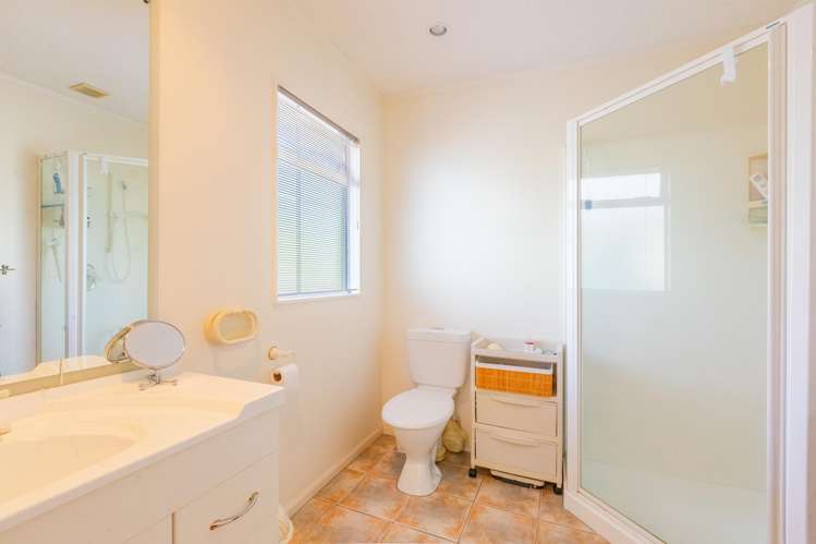 11a Cheval Place Taradale_15