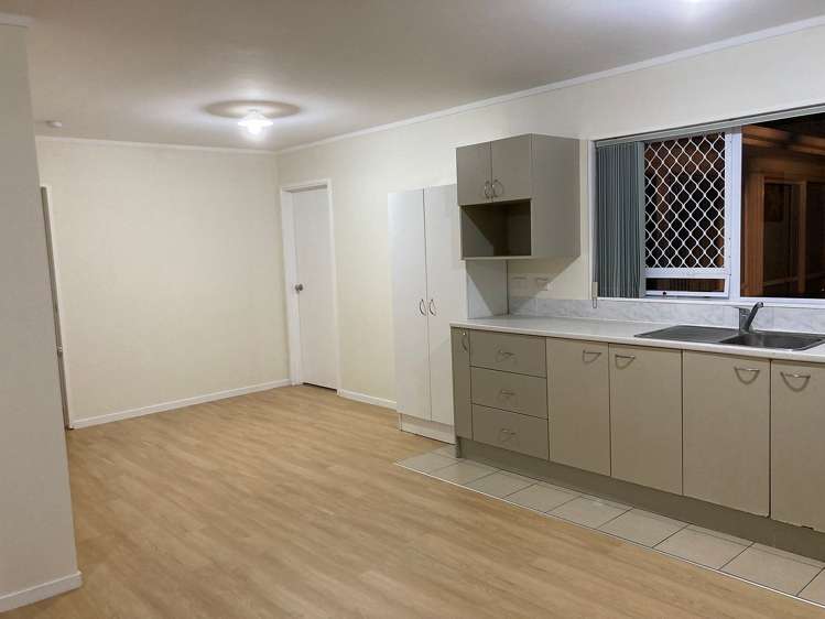 55A Archibald Road Kelston_6