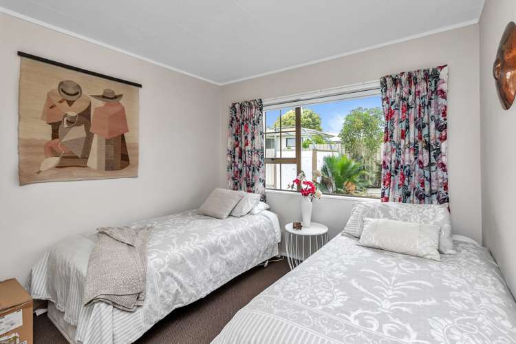 52 Eureka Place Parahaki_13