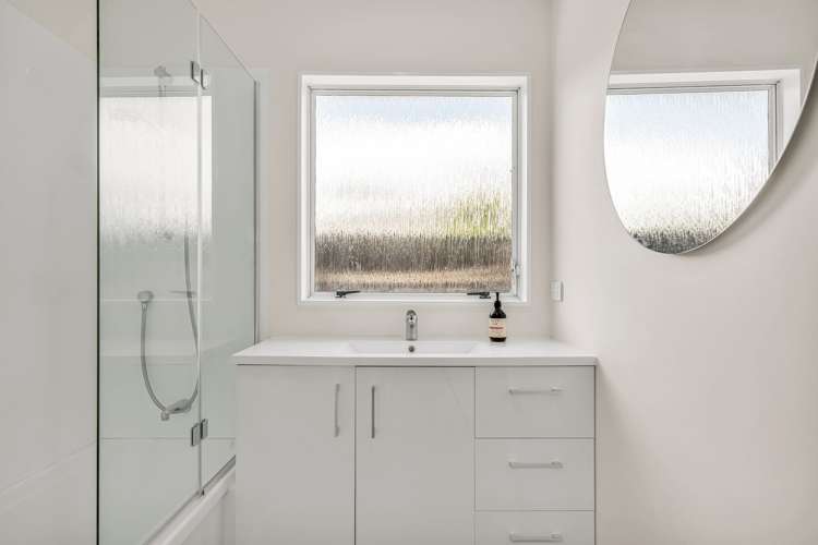 2/56 Songer Street Stoke_13