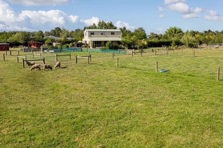 13 Bridge Street Southbridge_16