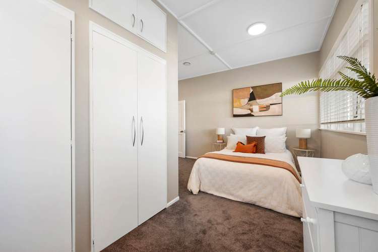 24 Wha Street Lyall Bay_9