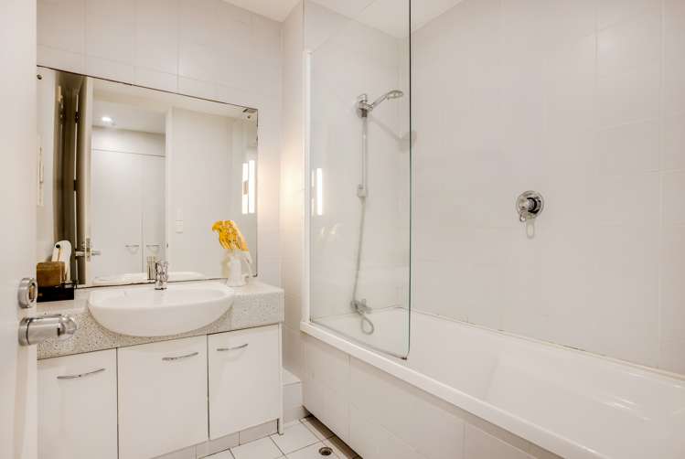 11b/4 Short Street Auckland Central_9