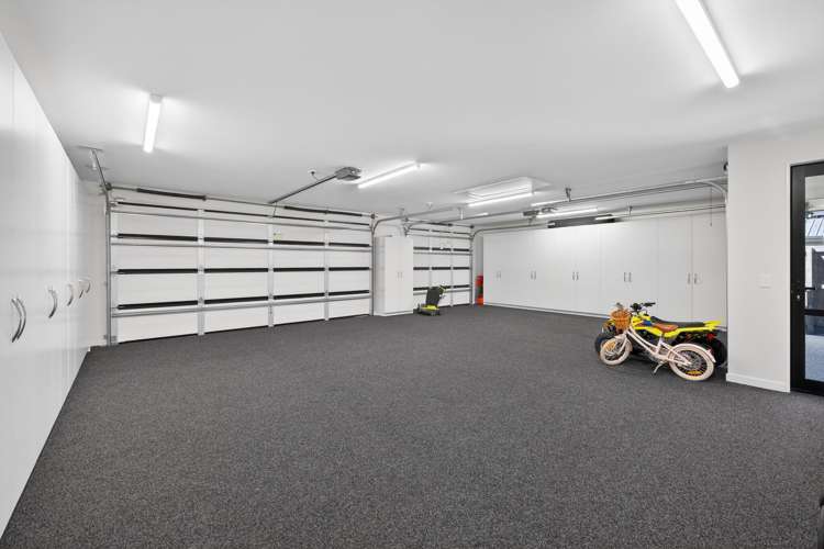 56 Carnaveron Drive Lincoln_30