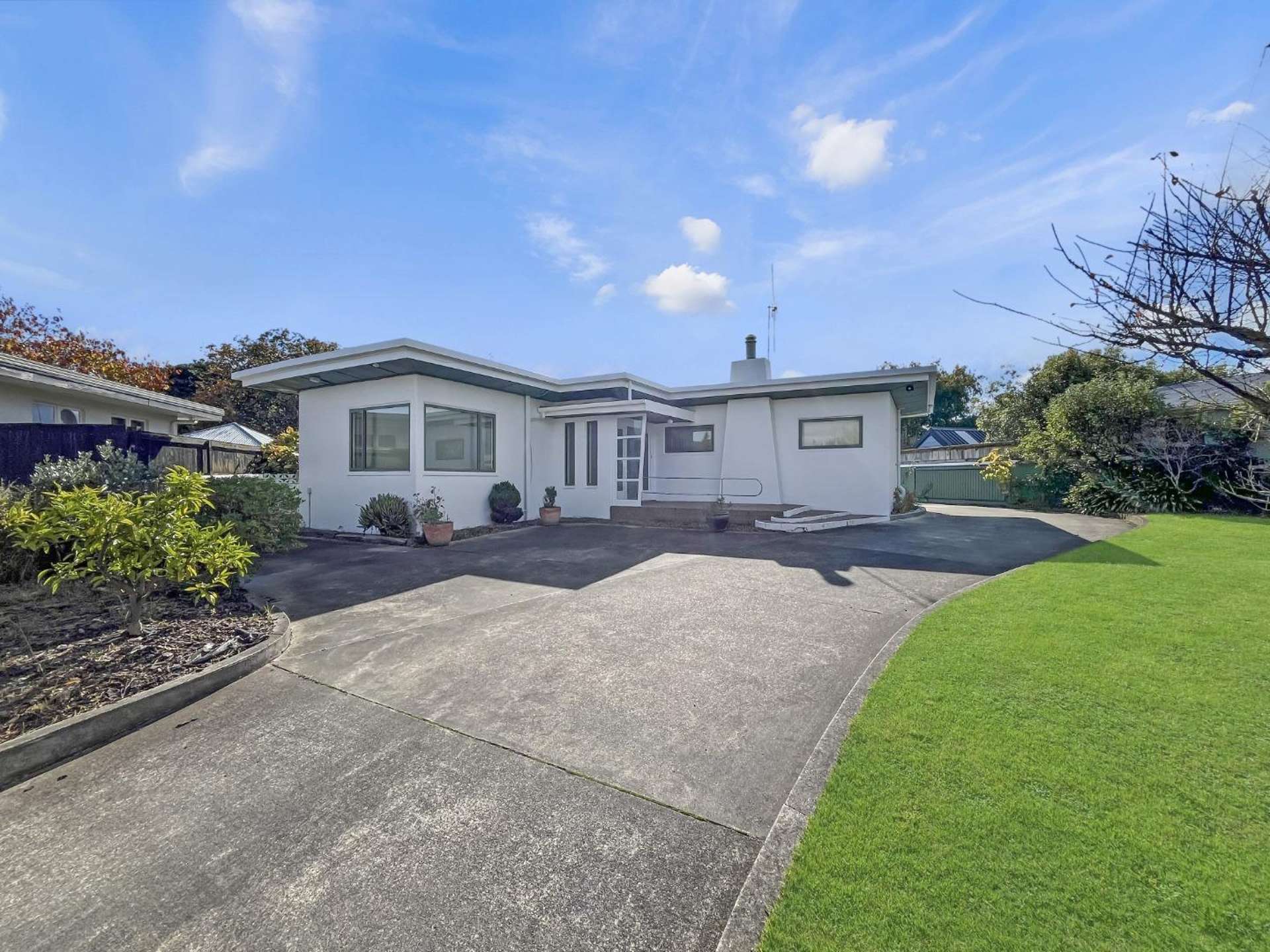 95 Florence Avenue 10930_0