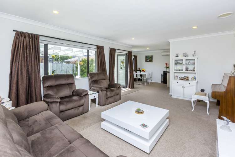 9 Talbot Grove Trentham_2